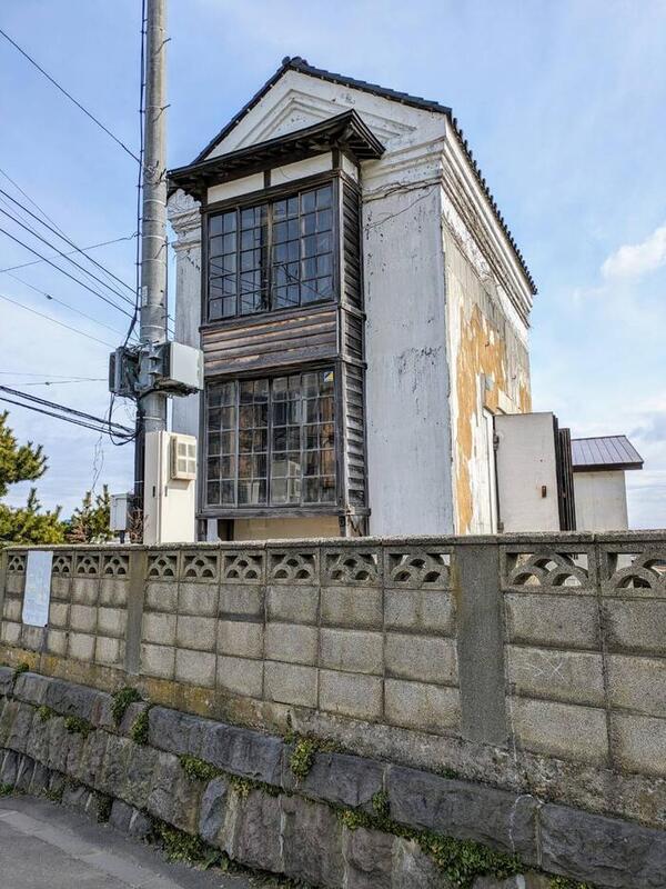 函館市 青柳町～ご新築現場にて♫　古き良き建物を残す